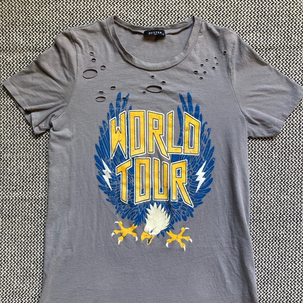 Oversized graphic distressed tee